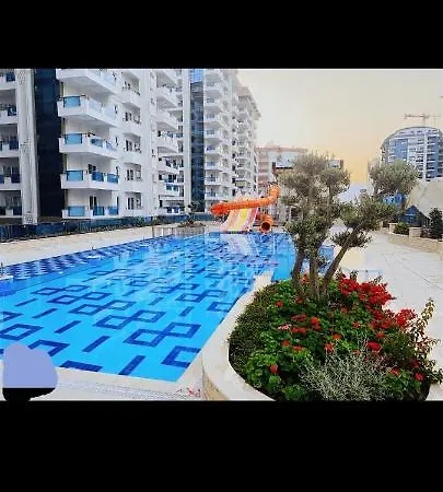 Yekta Tradecenter Residenz Balkon Mit Meeres Blick Апартаменти *